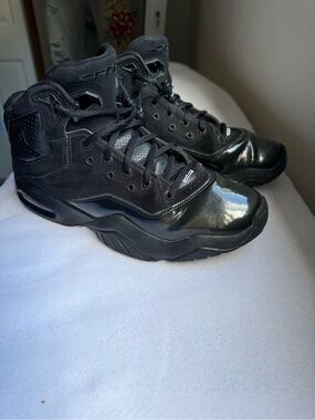 Jordan Melo M8 Black Anthracite 315317-013 Men’s Size 8.5 EU 42 Basketball Shoes